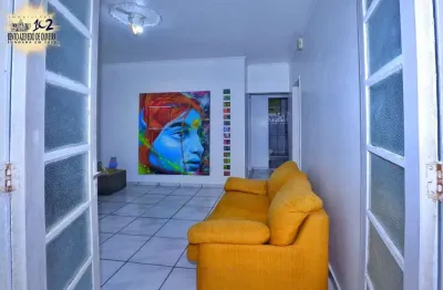 Imperdível: apartamento térreo com dois pátios na cidade baixa