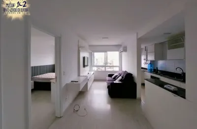 Viva a exclusividade e a pulsação da cidade baixa em um imóvel completo no condo