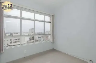 Sala Comercial Reformada no Centro Histórico | 46m² | Portaria 24h