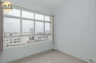 Sala Comercial Reformada no Centro Histórico | 46m² | Portaria 24h