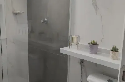 Encantador sobrado com espaço, conforto e localização privilegiada no bairro nova petrópolis!!