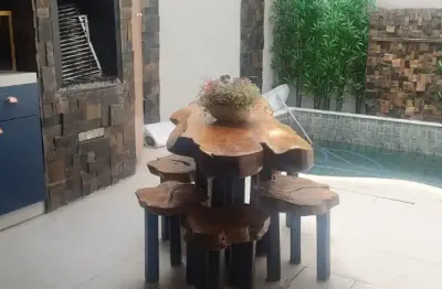 Sobrado 2 dormitórios 2 suites 2 vagas  com ar codicionado com piscina