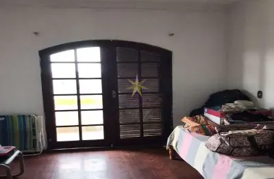 Casa em jardim brasi­lia (zona leste)  -  são paulo