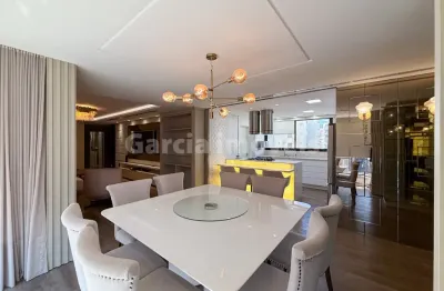 Apartamento com 3 quartos à venda na Avenida Trompowsky, 300, Centro, Florianópolis