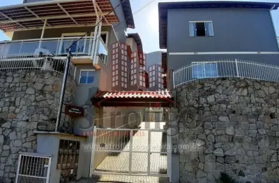 C430 casa com 3 quartos em condomínio fechado cônego, nova friburgo-rj