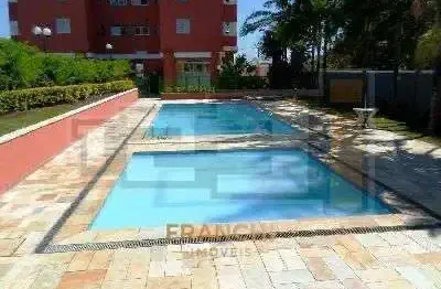 Apartamento com 3 Quartos e 2 banheiros à Venda, 77 m² por R$ 690.000