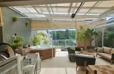 Cobertura e condomínio diferenciados - exclusiva com 02 quartos sendo um suíte (possibilidade de criar mais um quarto com varanda obra fácil) cozinha com bancada americana integrado com sala estar e j