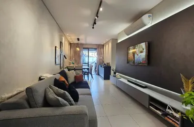 Lindo apartamento pronto para morar, com terraço todo ensolarado.