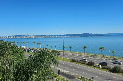 Lindo apartamento frente para beira mar norte florianópolis.