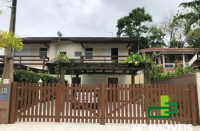 Casa em condomínio fechado com 3 quartos para alugar no Mar Verde, Caraguatatuba 