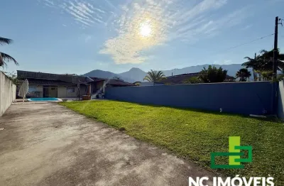 Casa em condomínio fechado com 2 quartos à venda no Mar Verde, Caraguatatuba 