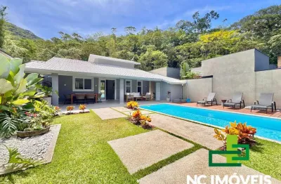 Casa térrea à venda no condomínio mar verde praia da mococa, caraguatatuba.