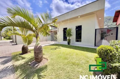 Venda - casa térrea mobiliada e decorada no condomínio mar verde.