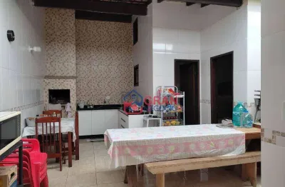 Casa com 3 quartos à venda na Avenida Paranaguá (Balneário Ipacaraí), Balneário Ipacaraí, Matinhos