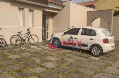 Casa com 3 quartos à venda na Rua Doutor Petrônio Romero de Souza, 761, Cajuru, Curitiba