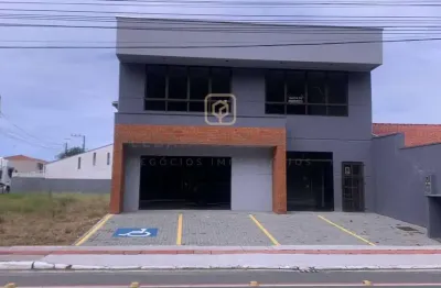 Sala comercial com 187 m² de área privativa no Bairro Meia Praia em Navegantes SC.