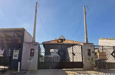 Casa com 2 dormitórios à venda, 83 m² por r$ 178.448,00 - jardim vitória - mairinque/sp