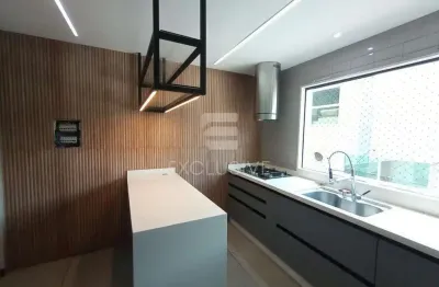 Excelente cobertura a venda 3 dormitórios por r$692.000,0 - parque sta. elisa n.friburgo