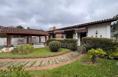 Casa com 3 dormitórios à venda, 258,40 m² por r$ 1.200.000 - cônego - nova friburgo/rj