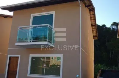 Casa com 2 dormitórios à venda, 87 m² por r$ 399.900 - amparo - nova friburgo/rj