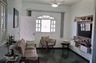 Casa linear no bairro das laranejeiras em jacaraipe - serra.