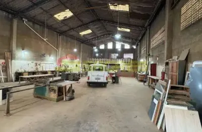Prédio para alugar na Rua Domingos José Sapienza, 446, Vila Amália (Zona Norte), São Paulo
