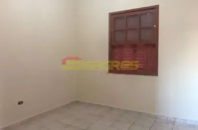 Casa com 2 quartos para alugar na Rua Guajurus, 100, Jardim São Paulo (Zona Norte), São Paulo