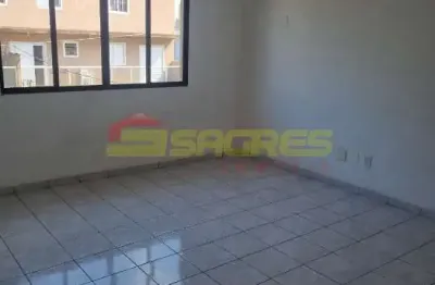 Casa com 2 quartos para alugar na Rua Amazonas da Silva, 452, Vila Guilherme, São Paulo