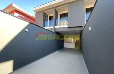 Sobrado Novo à Venda com 3 Dormitórios, Suíte com Sacada e 3 Vagas - Próximo ao Metrô Parada Inglesa