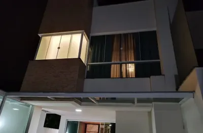 Casa com 3 quartos à venda na Rua Vietnã, Nações, Balneário Camboriú