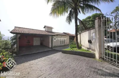 Casa com 03 quartos à venda no bairro jardim suíça - volta redonda/rj