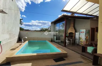 Casa linear para venda com 3 quartos e 3 vagas de garagem no bairro village santa helena