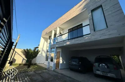 Casa para venda com 3 quartos, area gourmet e piscina no bairro planalto do sol, em pinheiral/rj.