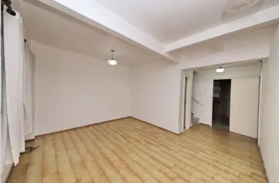 Casa com 3 quartos à venda no Centro, Barra Mansa 