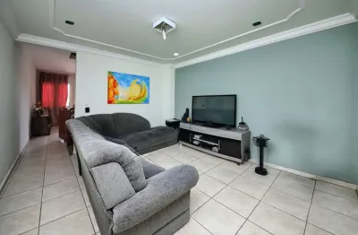 Casa com 2 quartos à venda no Village Santa Helena, Volta Redonda 
