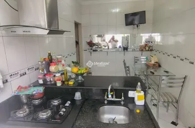 Casa com ponto comercial em excelente localização no retiro!!!!!