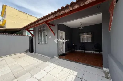 Casa com 02 quartos à venda no bairro sessenta em volta redondarj