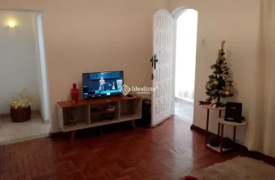 Casa linear com 3 quartos, á venda no bairro Conforto - Volta Redonda