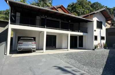 Casa com 4 quartos à venda em água verde, blumenau , 231 m2 por r$ 750.000