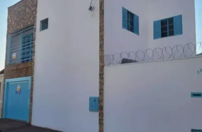 Casa para alugar com 3 quartos no bairro mercês – uberaba.