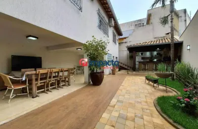 Espaço, sofisticação e conforto em uma casa pensada para viver bem!