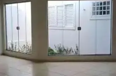 Casa com 3 quartos à venda na Rua do Carmo, Abadia, Uberaba