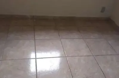 Casa com 2 quartos para alugar na Rua Geraldo Starling, Vila Militar, Uberaba