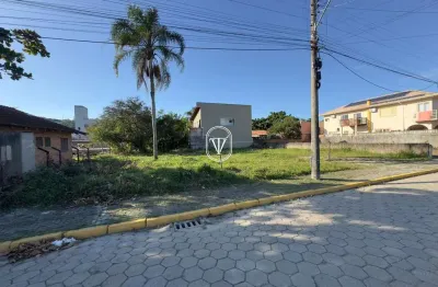 Terreno à venda na Rua Esquilo, 517, José Amândio, Bombinhas
