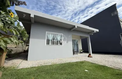 Casa com 3 quartos à venda na Guaruba, 226, Bombas, Bombinhas