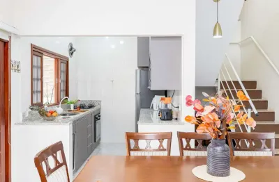 Sobrado para venda em jardim caravelas com 5 quartos, sendo 1 suíte , 200m²