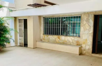 Casa tipo para venda em vila cordeiro com 3 quartos, sendo 1 suíte, 197m²