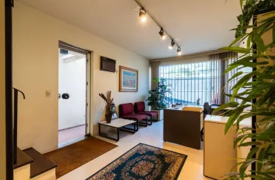 Casa comercial à venda na Avenida dos Bandeirantes, 2649, Moema, São Paulo