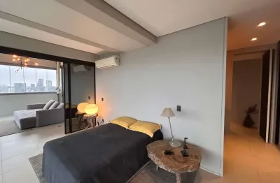 Duplex para venda em pinheiros com 4 quartos, sendo 4 suítes, 260m²