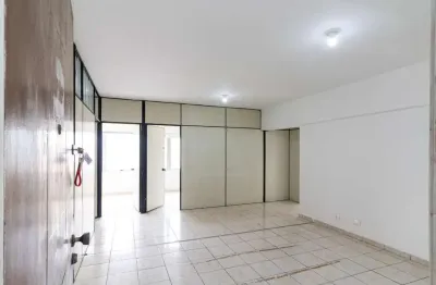 Sala comercial à venda na Largo Treze de Maio, 520, Santo Amaro, São Paulo